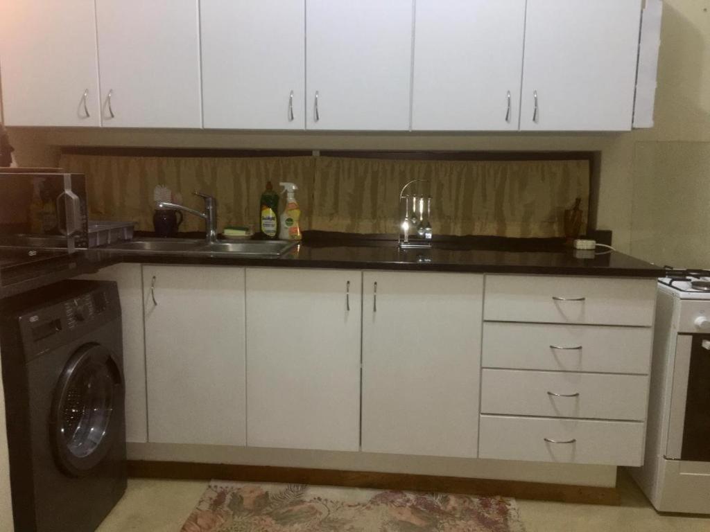 Panache Wildlife Cottage-Self Catering Hoedspruit Exteriör bild